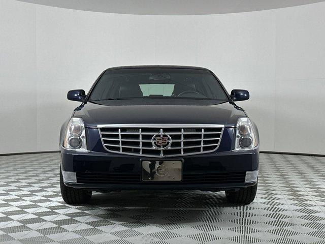2011 Cadillac Eagle Coach