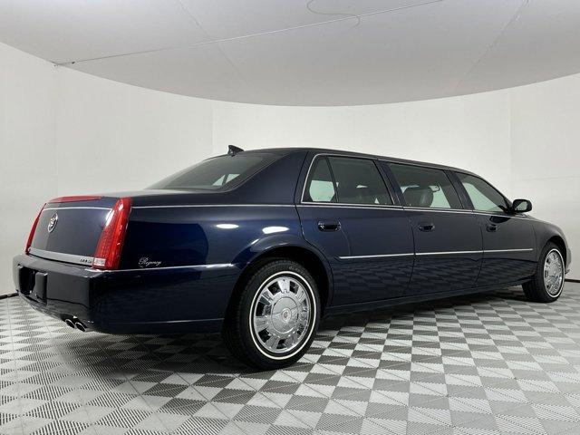 2011 Cadillac Eagle Coach