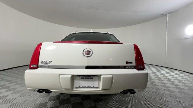 2009 Cadillac Eagle Coach