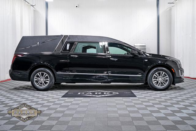 2023 Cadillac Platinum