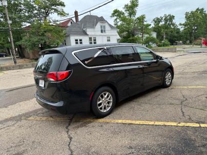 2022 Chrysler Voyager Coach