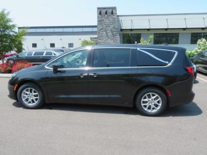 2023 Chrysler Voyager