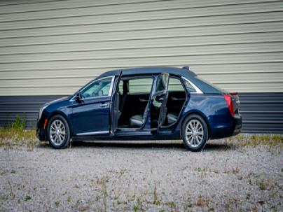 2017 Cadillac Limousine