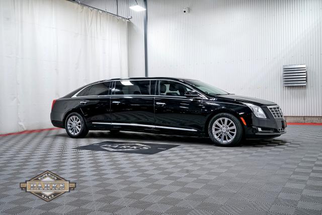 2013 Cadillac Eagle Coach