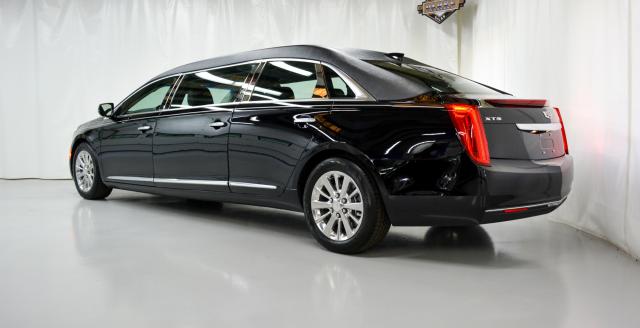 2017 Cadillac Platinum