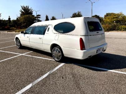 2006 Cadillac Eureka Onyx Landau Funeral Coach