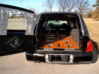 2003 Cadillac Superior Statesman Landau Funeral Coach